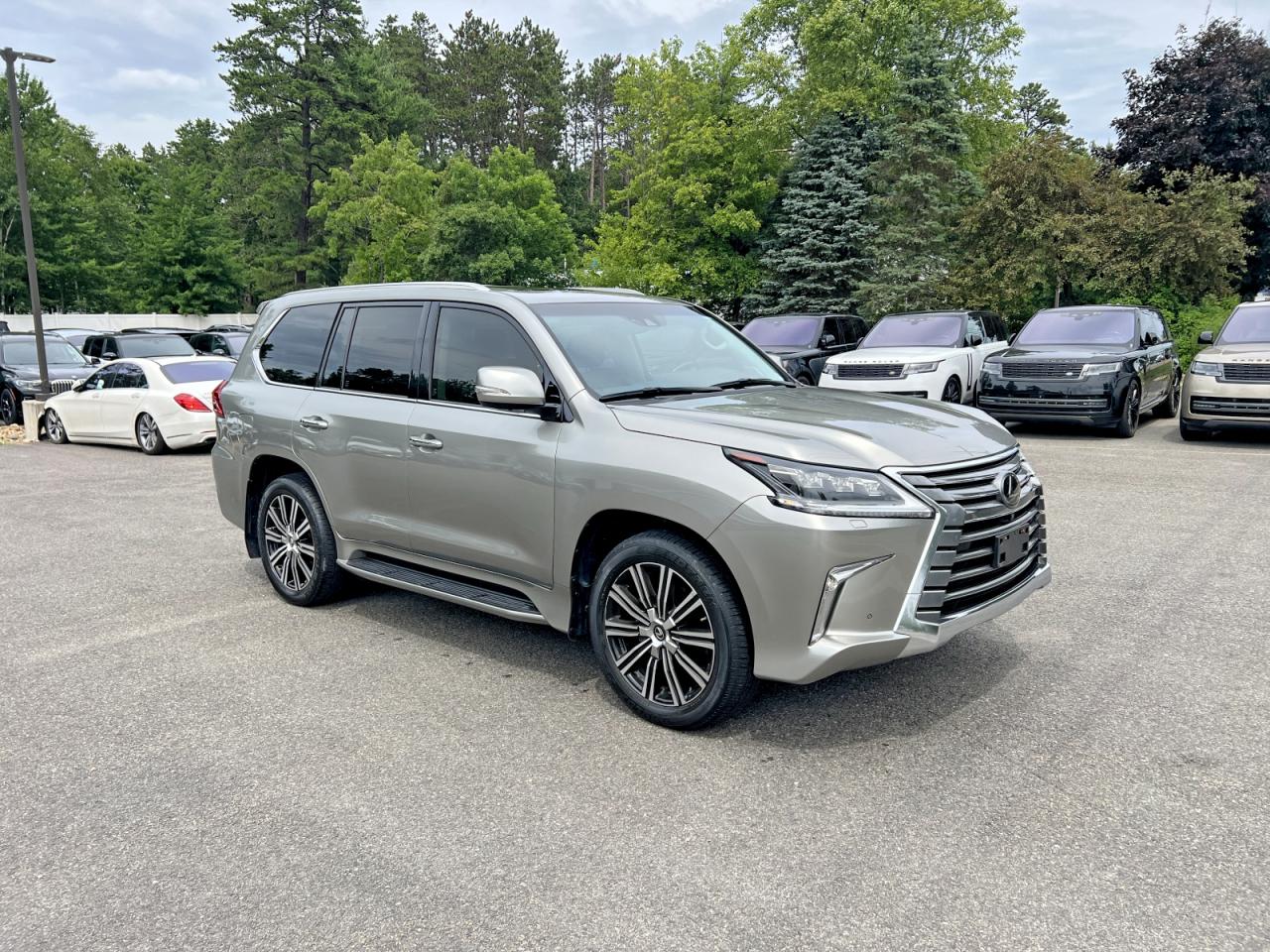 2021 Lexus LX